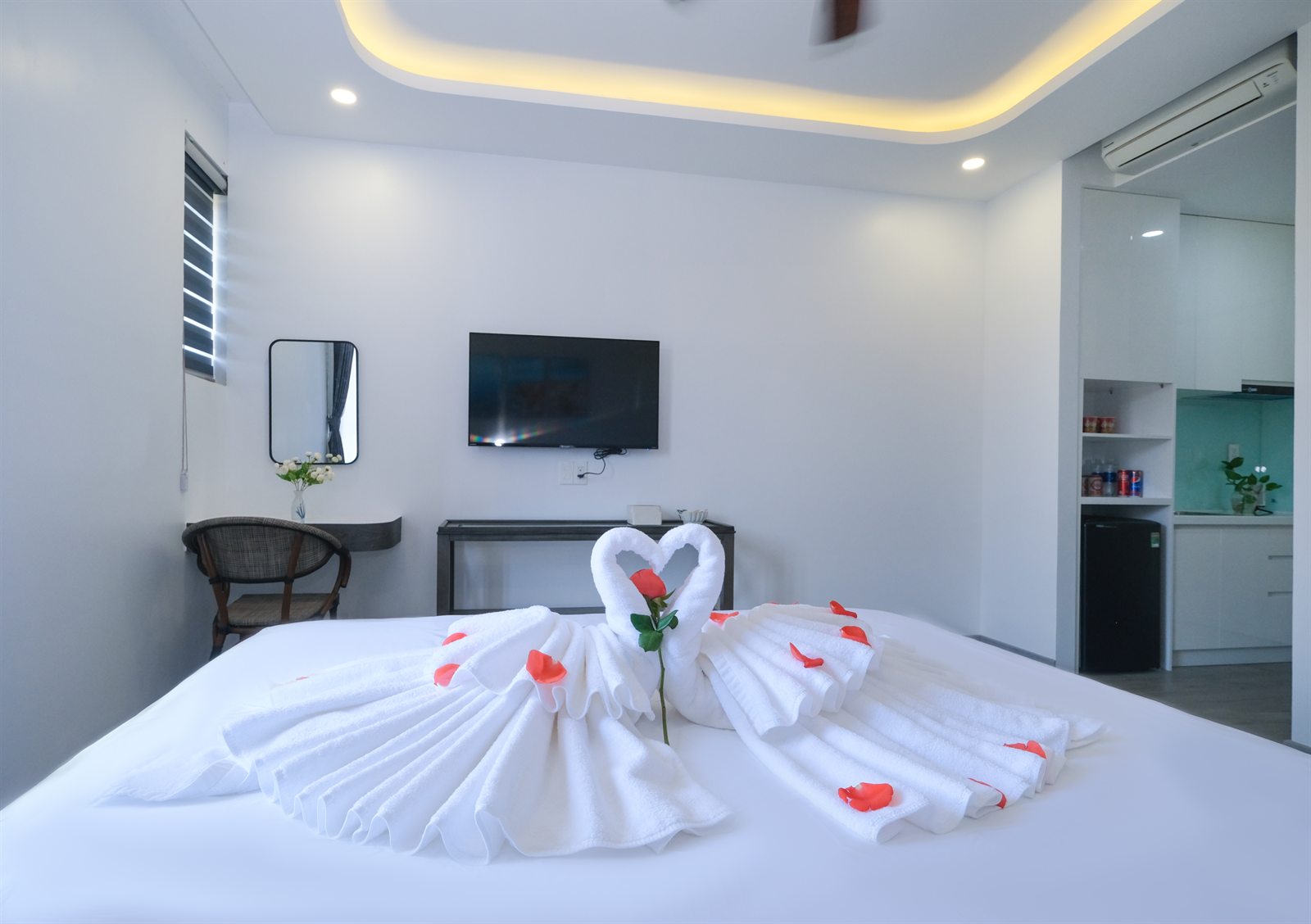 Phòng giường đôi Bella Hotel